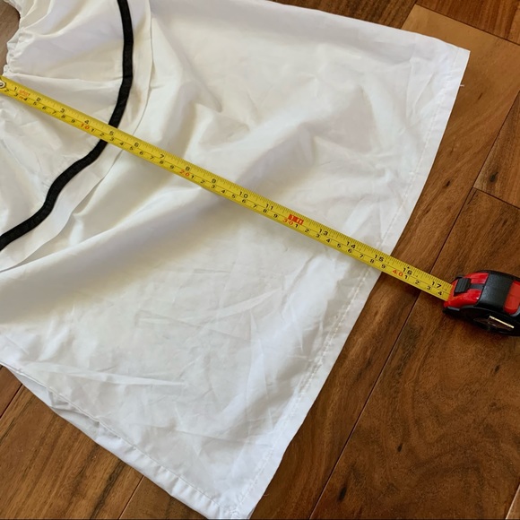 White Off the Shoulder Flowy Top - Picture 3 of 4